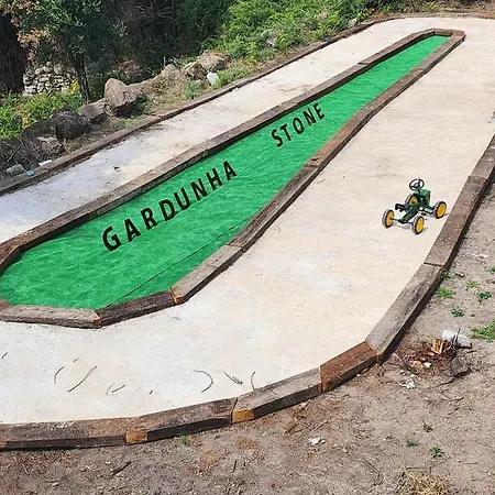 Nyaraló Gardunha Stone