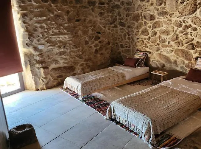 Semesterbostad Gardunha Stone *